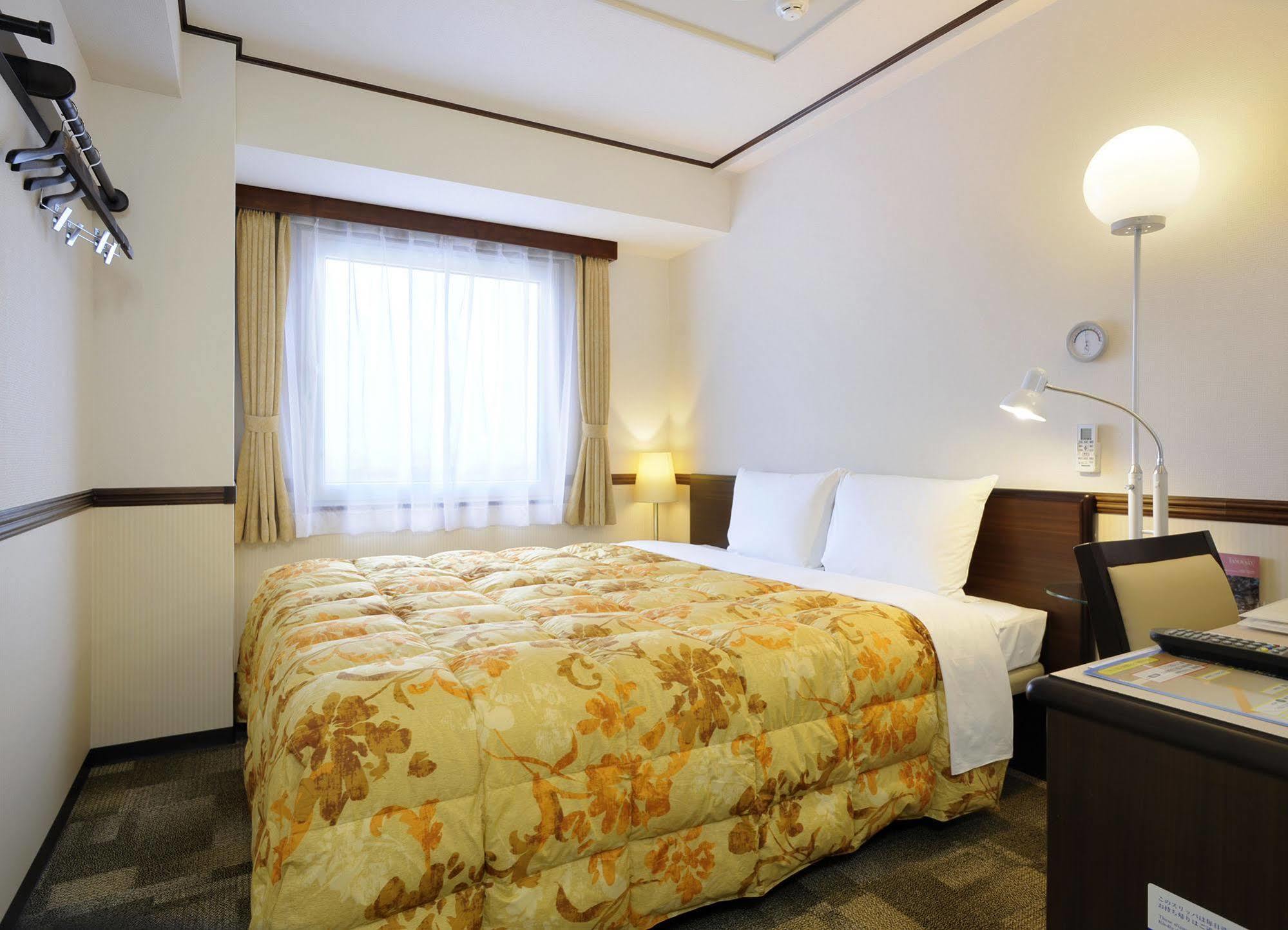 Toyoko Inn Saitama Shintoshin Exterior foto